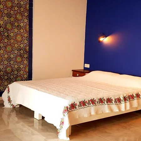 Neylan Bed & Breakfast